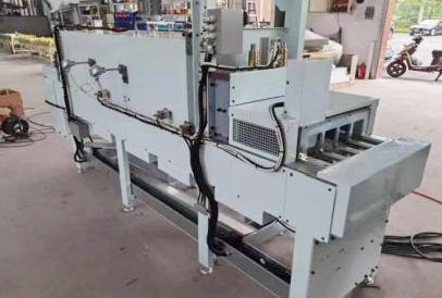 鑲件供給預(yù)熱一體機(jī)